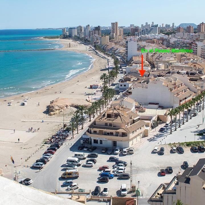 En El Paseo Maritimo, A Escasos Metros Del Mar Apartment Ел Кампело Екстериор снимка