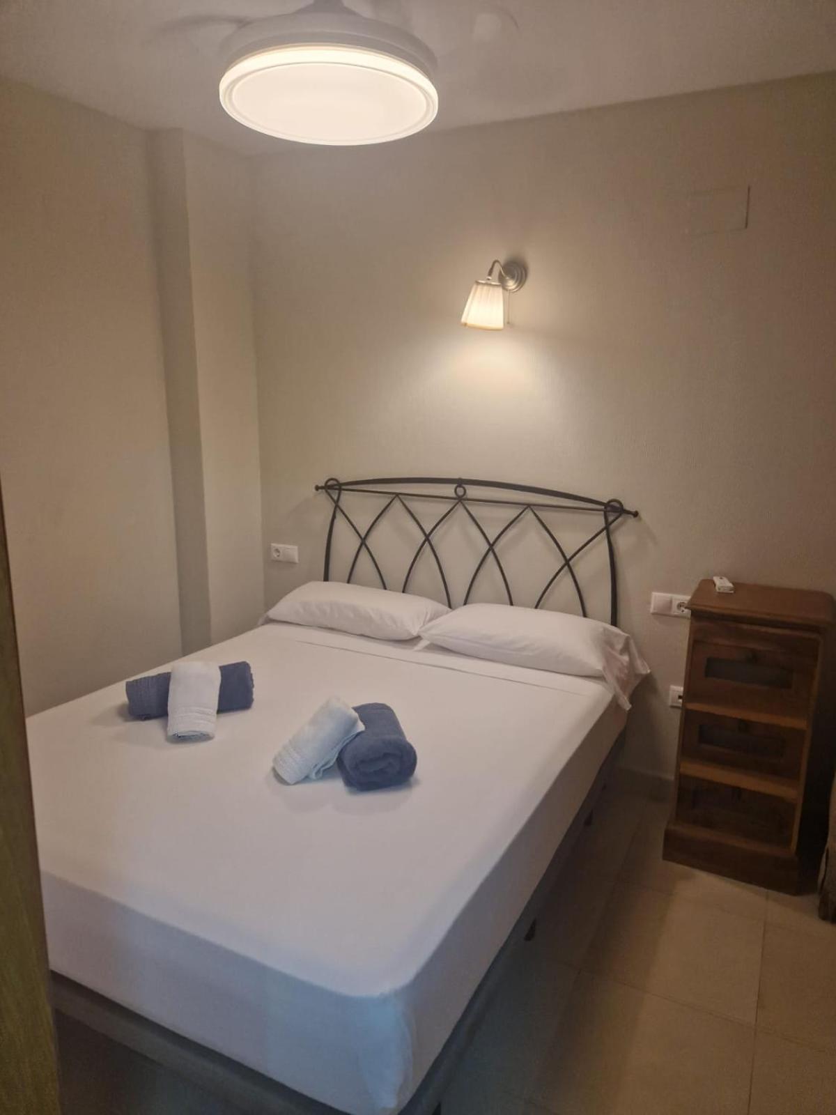 En El Paseo Maritimo, A Escasos Metros Del Mar Apartment Ел Кампело Екстериор снимка